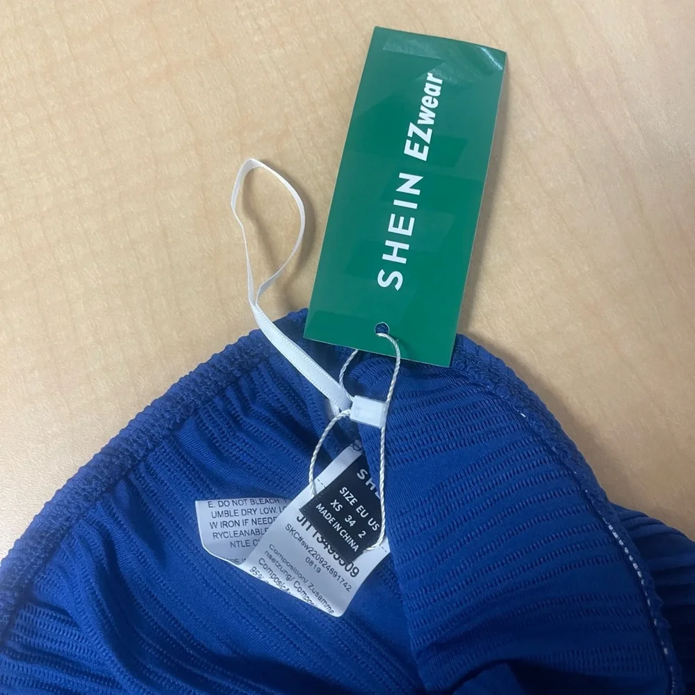 NWT women’s triangle tube tops royal blue SHEIN size XS US size 2 never worn